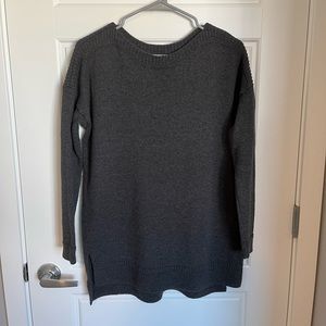 ⭐️2/$9 Old Navy tunic sweater
